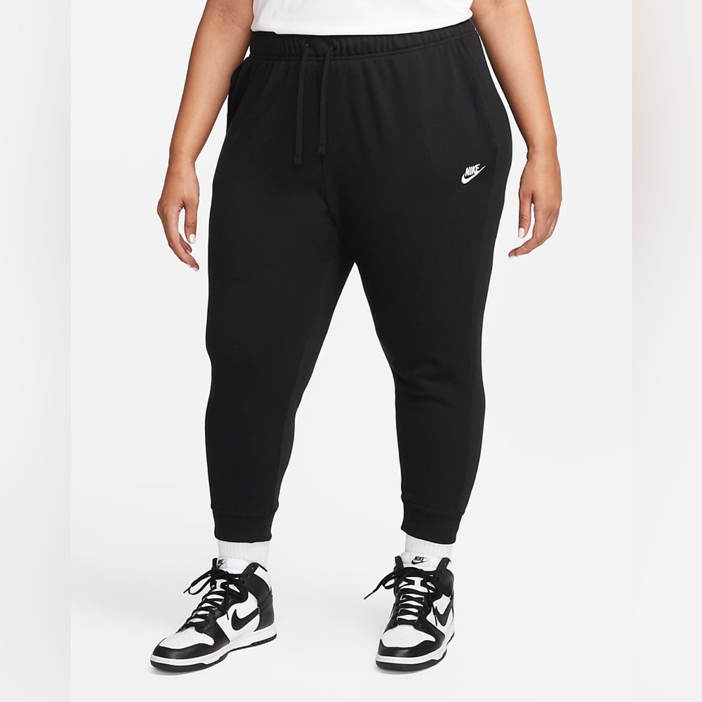 Nike Women's Sportswear Club Fleece Standard Fit Mid Rise Joggers Size 2X
